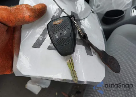 2007 Dodge Dakota Slt z USA, uszkodzony, nr VIN 1D7HW48P37S122785